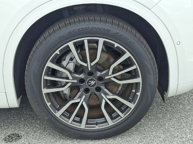 Certified 2025 Maserati Grecale GT AWD/4WD image 18