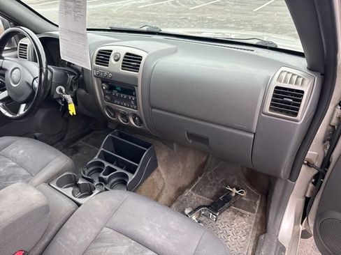 Used 2005 Chevrolet Colorado LS image 23