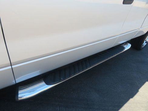 Used 2010 Ford F150 XLT image 14