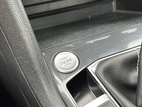 Used 2024 Volkswagen Tiguan S image 21