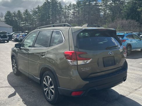 Used 2023 Subaru Forester Limited image 7