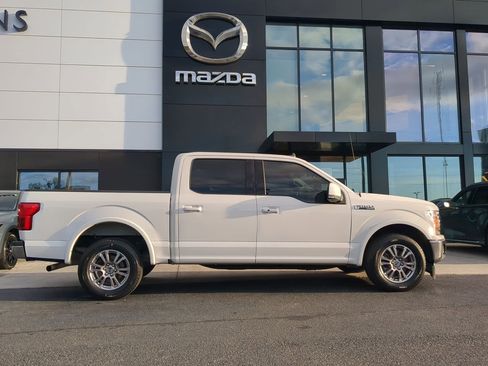 Used 2020 Ford F150 Lariat image 2