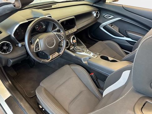 Used 2021 Chevrolet Camaro SS RWD image 16