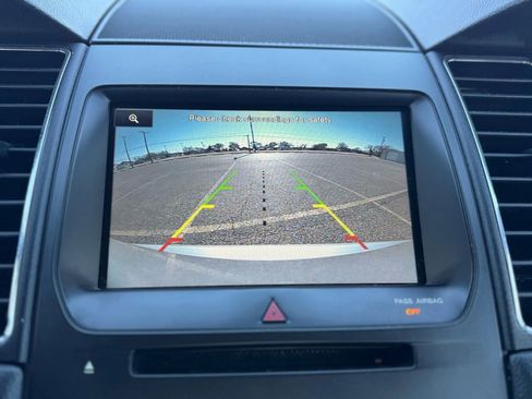Used 2014 Ford Taurus Limited image 16