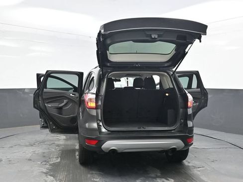 Used 2017 Ford Escape SE w/ Equipment Group 201A AWD/4WD image 50