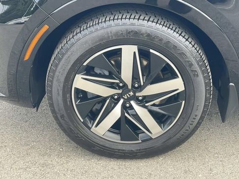 Used 2021 Kia Sorento S w/ Panoramic Sunroof Package FWD image 39