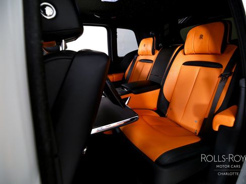 Used 2020 Rolls-Royce Cullinan AWD/4WD image 18