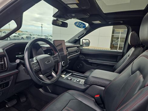 Used 2024 Ford Expedition Max Limited image 16