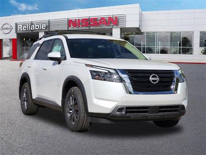 New 2025 Nissan Pathfinder SV