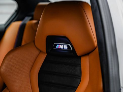 Used 2023 BMW M5 w/ Competition Package image 38