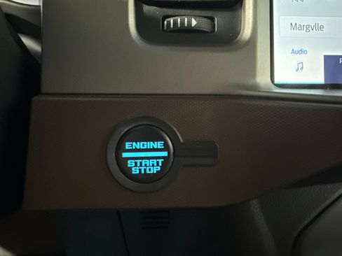 Used 2023 Ford Bronco Outer Banks AWD/4WD image 24