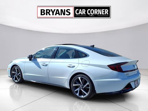 Used 2022 Hyundai Sonata SEL Plus image 3