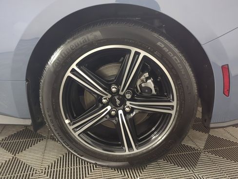 Used 2025 Ford Mustang Premium image 10