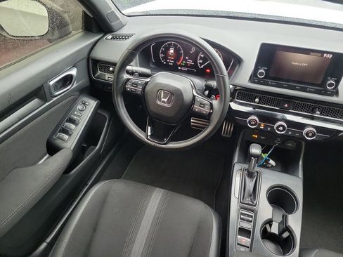 Used 2023 Honda Civic Sport image 11