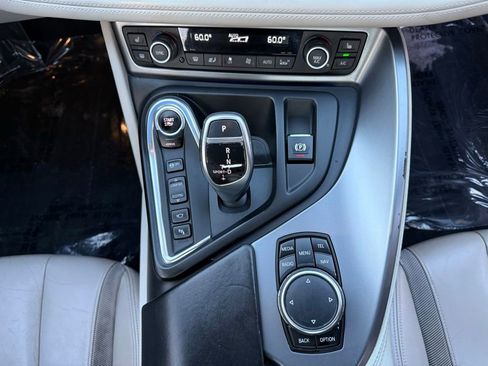 Used 2016 BMW i8 AWD/4WD image 20