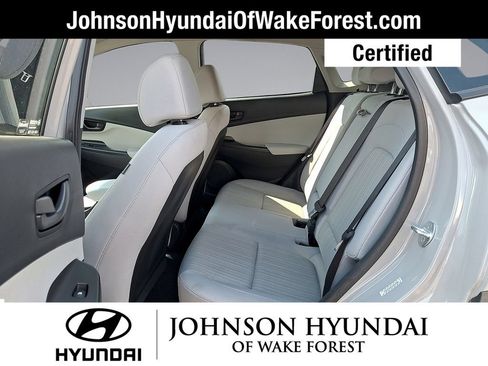 Certified 2023 Hyundai Kona SEL AWD/4WD image 19