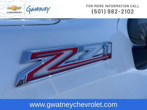 Used 2024 Chevrolet Silverado 1500 RST image 15