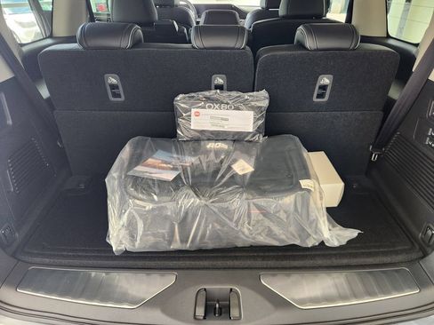 New 2026 INFINITI QX80 Luxe w/ Cargo Package AWD/4WD image 15