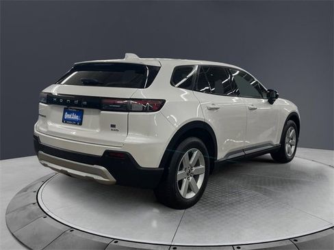 Used 2024 Honda Prologue EX image 5
