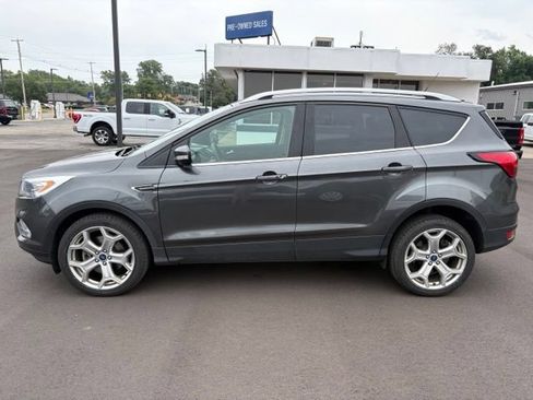 Used 2019 Ford Escape Titanium AWD/4WD image 2