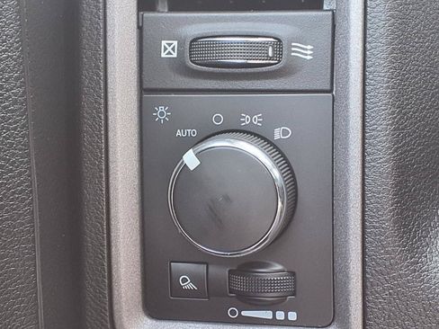 Used 2023 RAM 1500 Tradesman w/ Chrome Plus Package RWD image 17