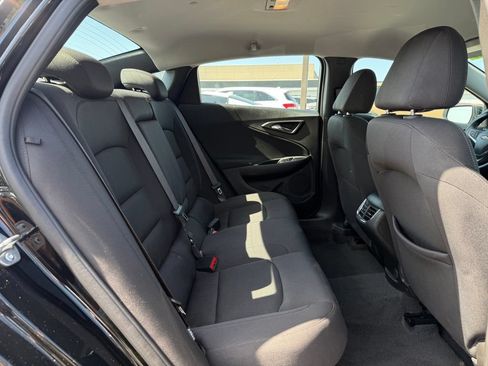 Used 2025 Chevrolet Malibu LT FWD image 28