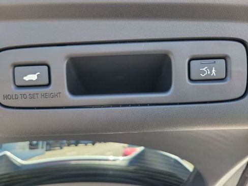 Used 2025 Acura ADX A-Spec image 11