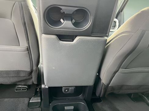 Used 2024 Ford F150 XLT image 30