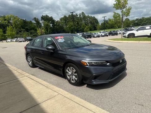 Used 2023 Honda Civic LX image 6