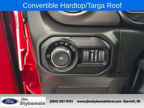 Used 2022 Jeep Wrangler Unlimited Sport AWD/4WD image 18