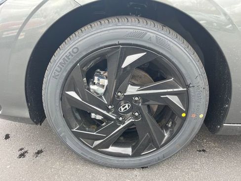New 2026 Hyundai Elantra Sport FWD image 10