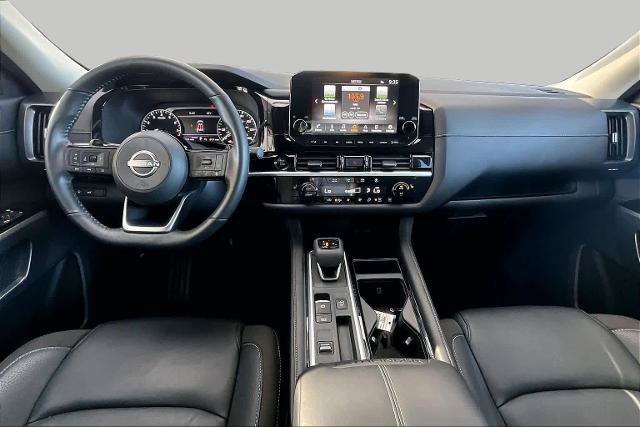 Certified 2025 Nissan Pathfinder SL FWD image 15