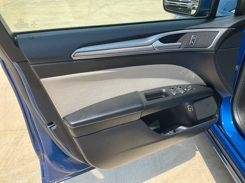 Used 2018 Ford Fusion S FWD image 5