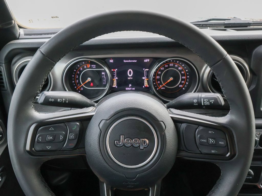 Used 2023 Jeep Gladiator Sport AWD/4WD image 7