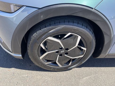 Certified 2024 Hyundai Ioniq 5 SEL RWD image 9