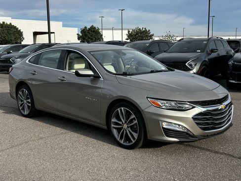 Used 2024 Chevrolet Malibu LT image 4