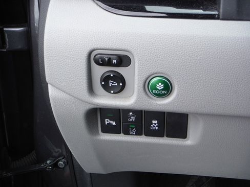 Used 2019 Honda Pilot Touring image 14