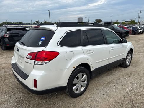 Used 2012 Subaru Outback 2.5i Premium AWD/4WD image 3