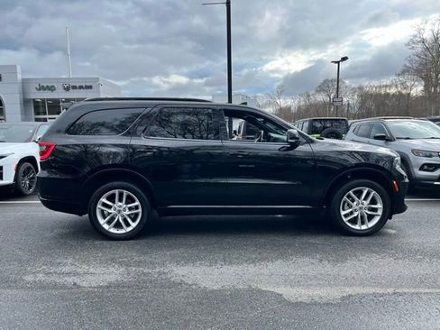 Used 2023 Dodge Durango GT image 5