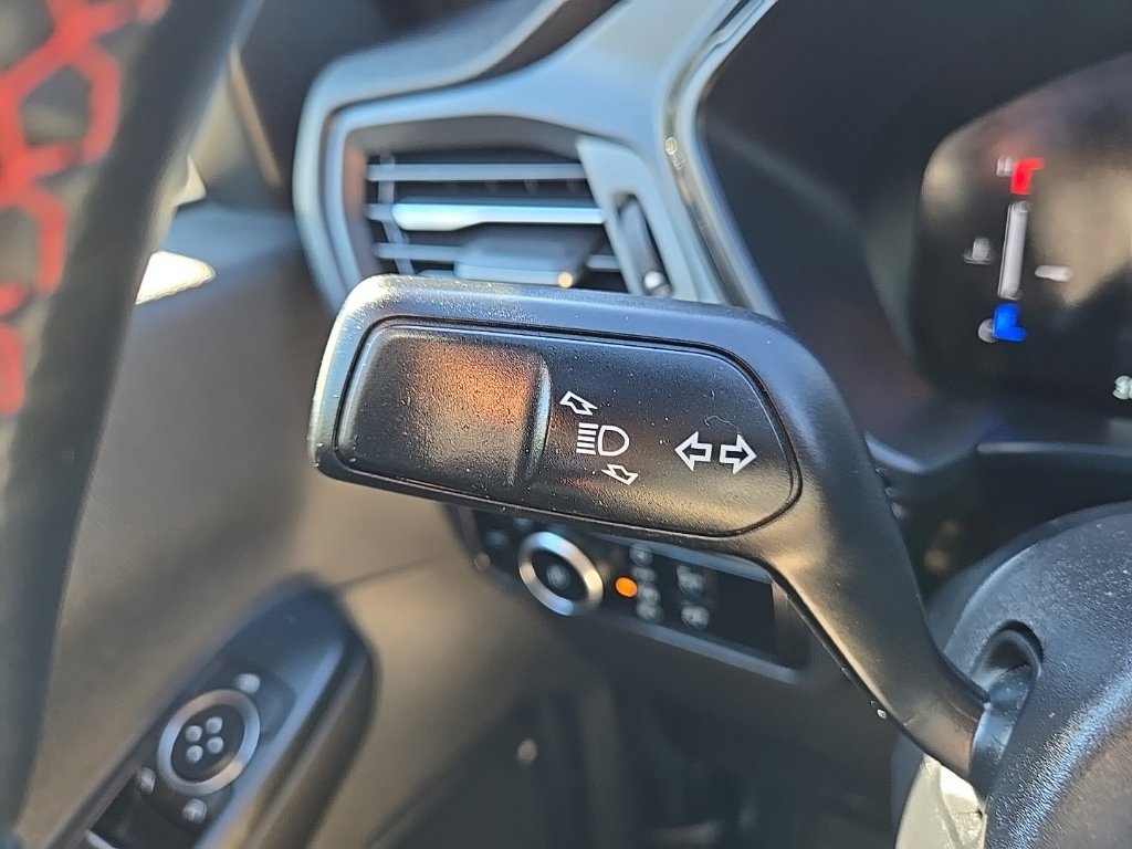 Used 2025 Ford Escape ST-Line Select AWD/4WD image 21