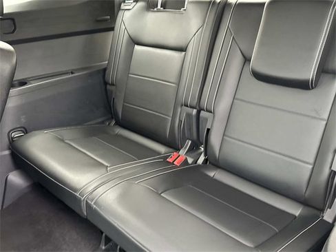 Certified 2021 Volkswagen Atlas SE w/ Panoramic Sunroof Package image 11