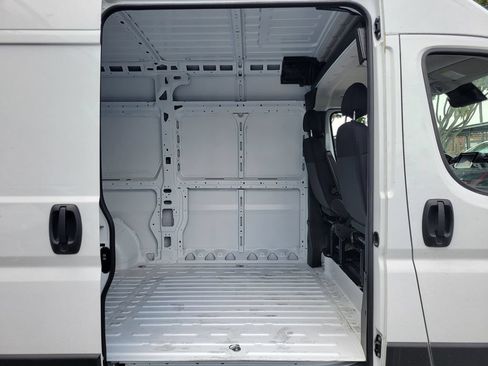 New 2026 RAM ProMaster 2500 FWD image 14