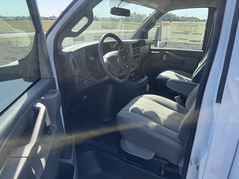New 2025 Chevrolet Express 3500 w/ Power Convenience Package image 11
