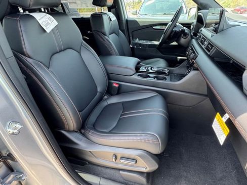 New 2026 Honda Pilot TrailSport image 11