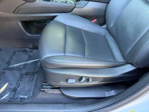 Used 2024 Cadillac XT6 Premium Luxury w/ LPO, Floor Liner Package AWD/4WD image 3