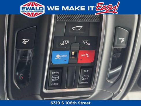 New 2026 Jeep Grand Cherokee Laredo X AWD/4WD image 11