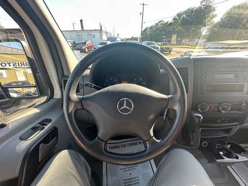 Used 2013 Mercedes-Benz Sprinter 3500 image 16