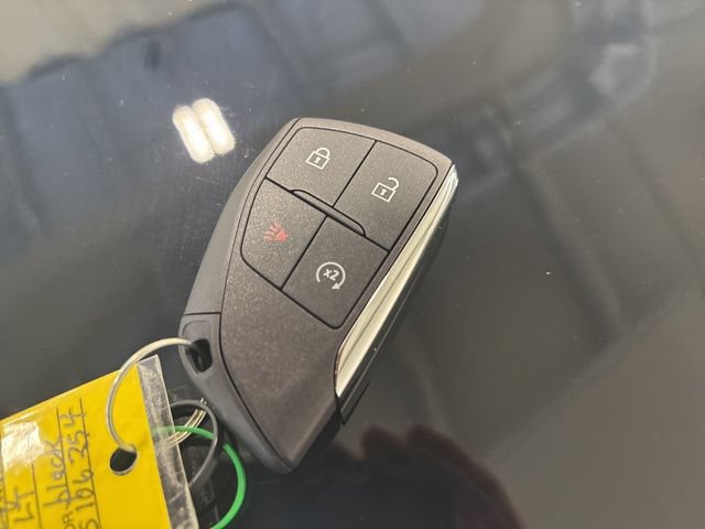 Used 2026 Chevrolet Equinox EV LT FWD image 7
