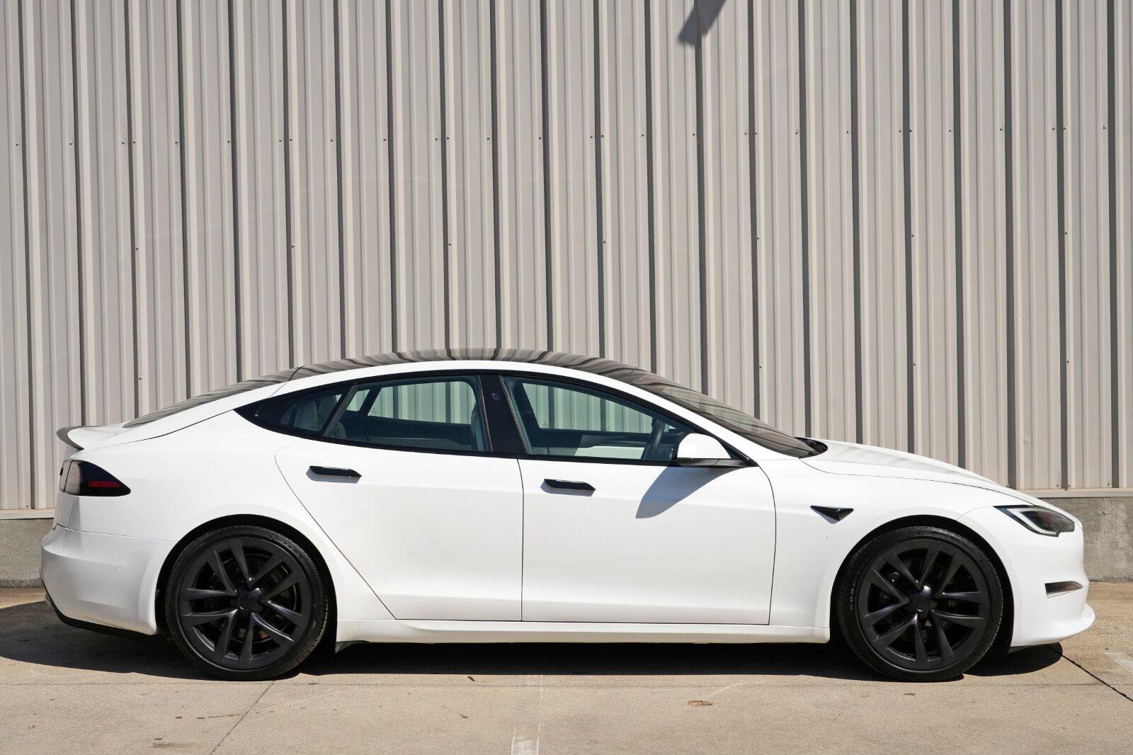 Used 2022 Tesla Model S Plaid AWD/4WD image 54