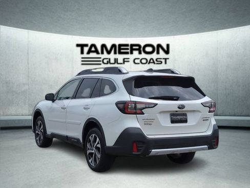 Used 2022 Subaru Outback Touring AWD/4WD image 3
